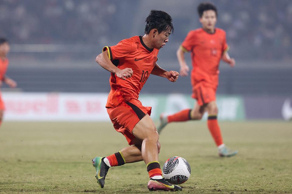 天博体育-U17国足利好!邝兆镭复出+生死战或派最强阵 最后一练曝光2大战术